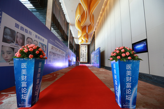 1529470889729600.jpg 1Q2A3242.jpg