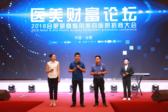 1529470916383949.jpg 1Q2A3761.jpg